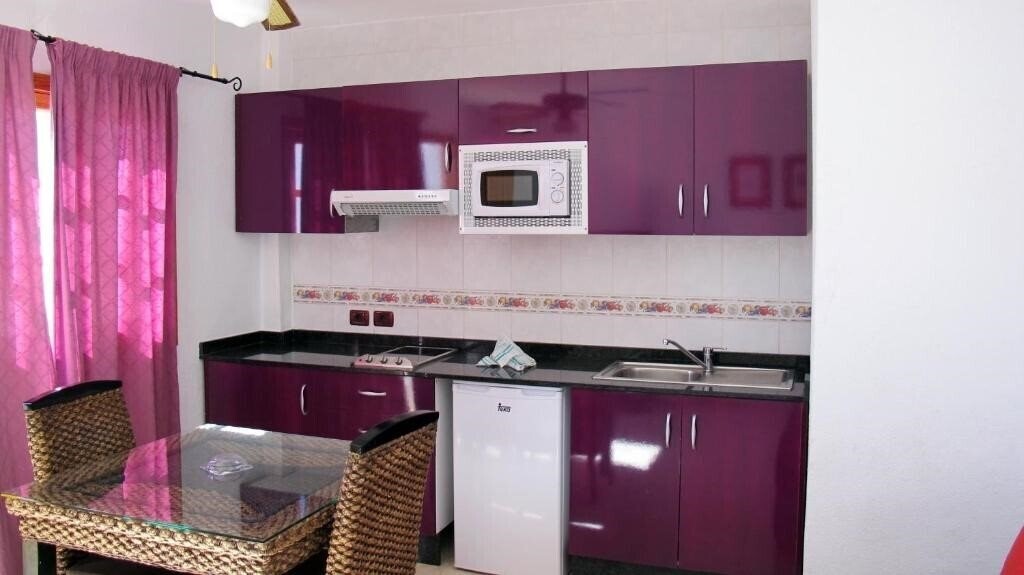 Imaginea Rebecca Park 2*