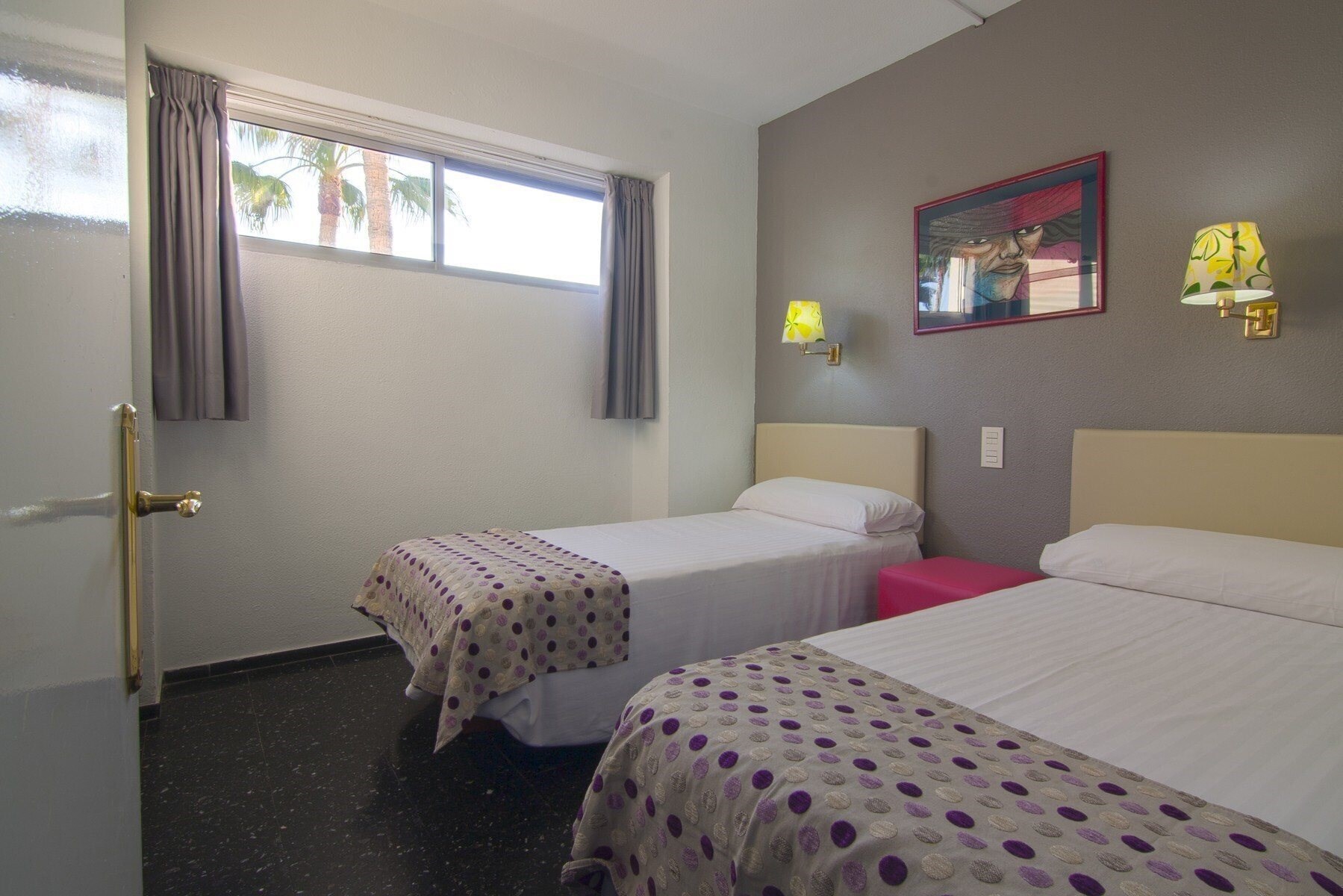 Fotografie Corona Blanca Apartments апартаменты