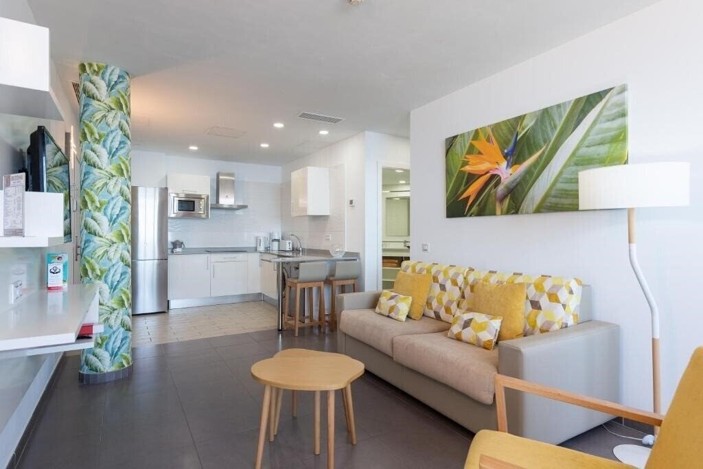 Imaginea Holiday Club Vista Amadores отель без категории