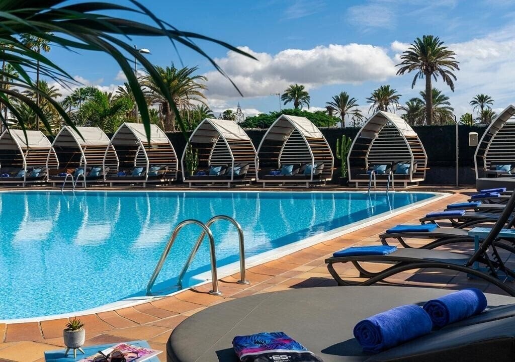 Отель Axelbeach Maspalomas Apartments Lounge 3*