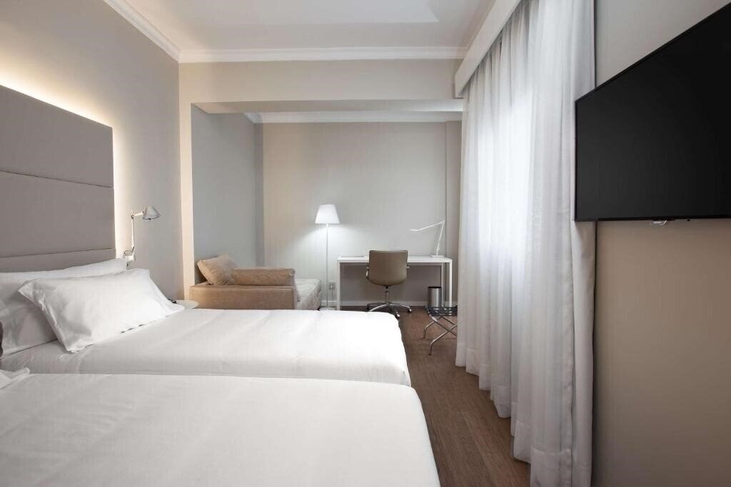 Fotografii Nh Las Palmas Playa Las Canteras 3*