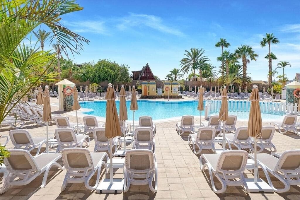 Imaginea Sport Hotel Monte Feliz Powered by Playitas (ex. Apartamentos Monte Feliz, Grupotel Monte Feliz, Servatur Monte Feliz) 3*