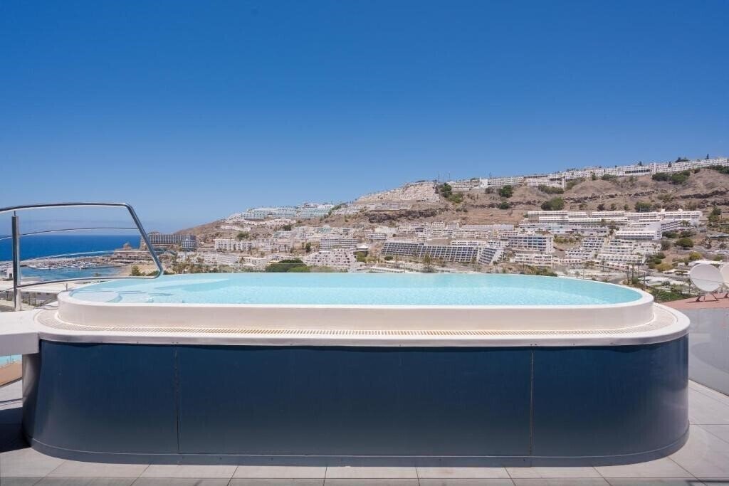 Imaginea The One Luxury Apartments 5*
