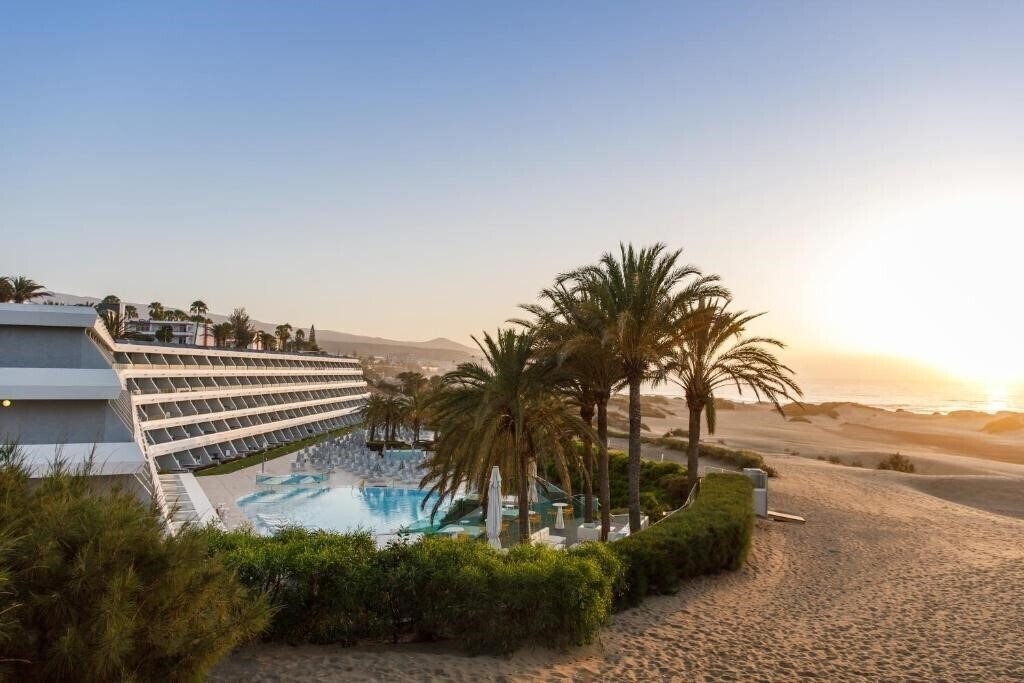 Hotel Santa Monica Suites 4*