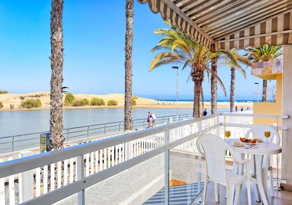 Hotel Apartamentos Cocoteros 2*