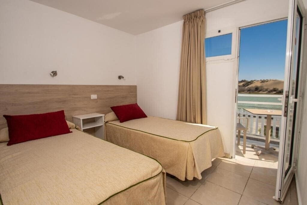 Fotografii Apartamentos Cocoteros 2*