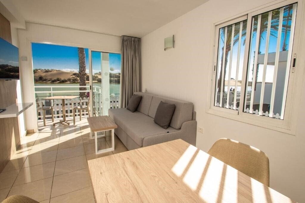 Imaginea Apartamentos Cocoteros 2*