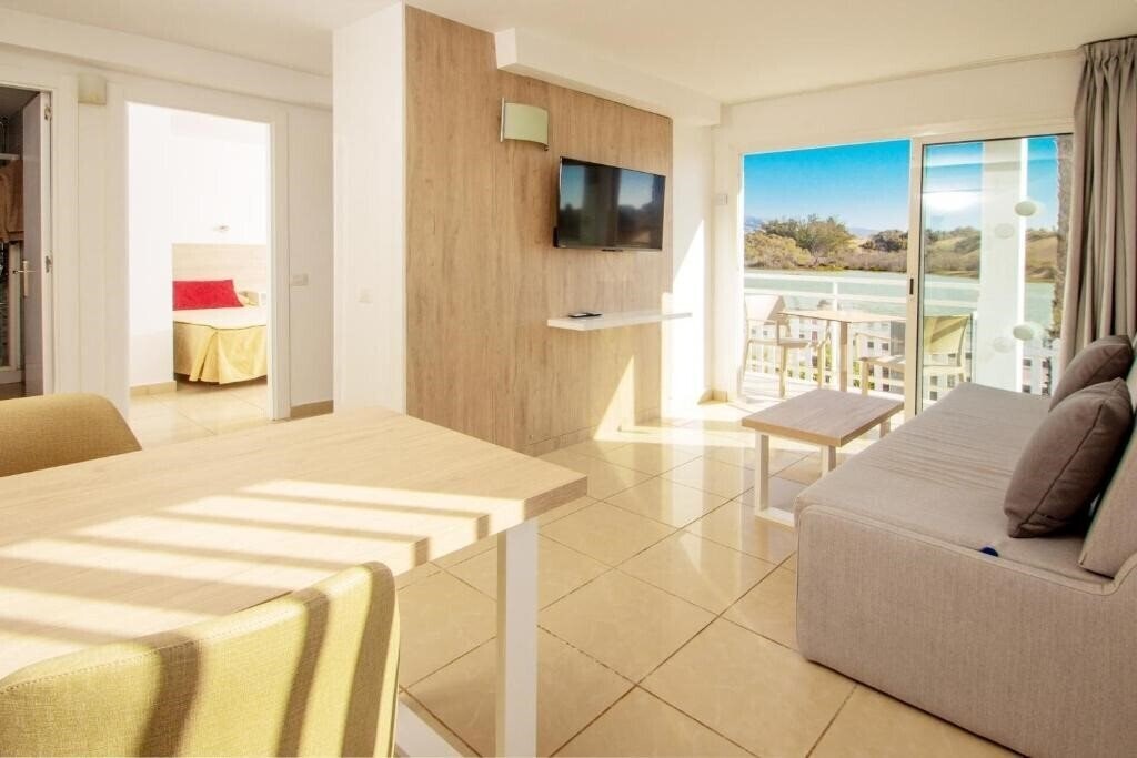 Imaginea Apartamentos Cocoteros 2*