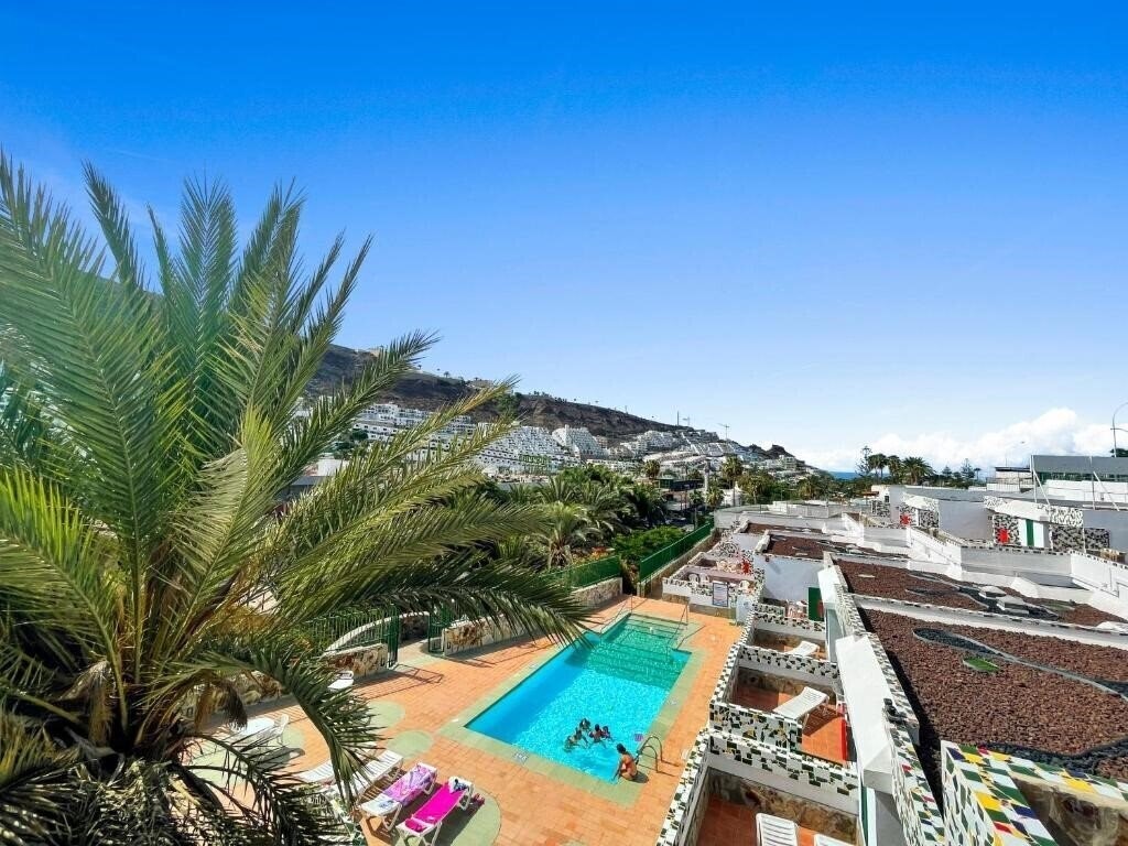 Hotel Apartamentos Parque Raquel 2*