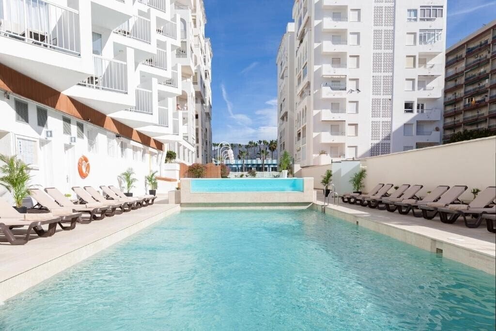 Отель Helios Costa Tropical 3*