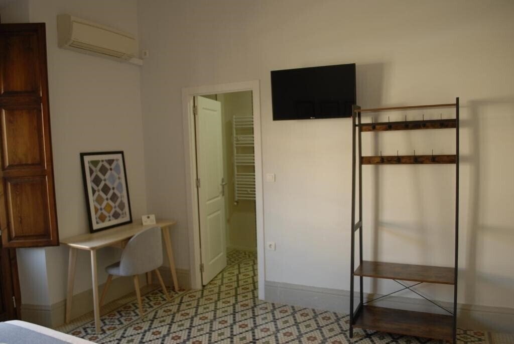 Fotografii La Perla Granada Suites 2*