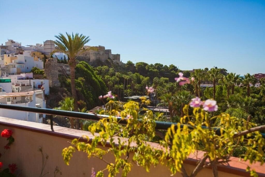 Картинка Hotel Olas de Almunecar (ex. Hotel Carmen Almunecar, Hotel Olas de Almunecar) 2*