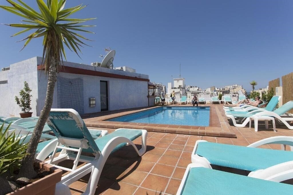 Отель Casa Maria (Sant Antoni De Portmany) 2*