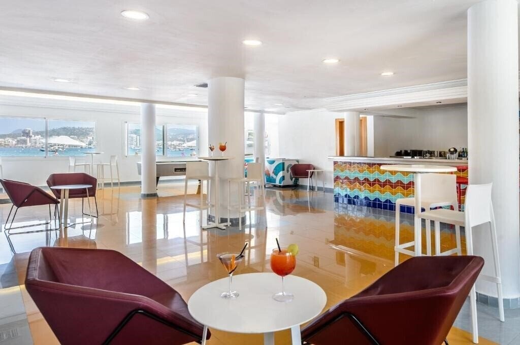 Imaginea Hotel Vibra S'Estanyol (ex. Playasol S`Estanyol) 3*