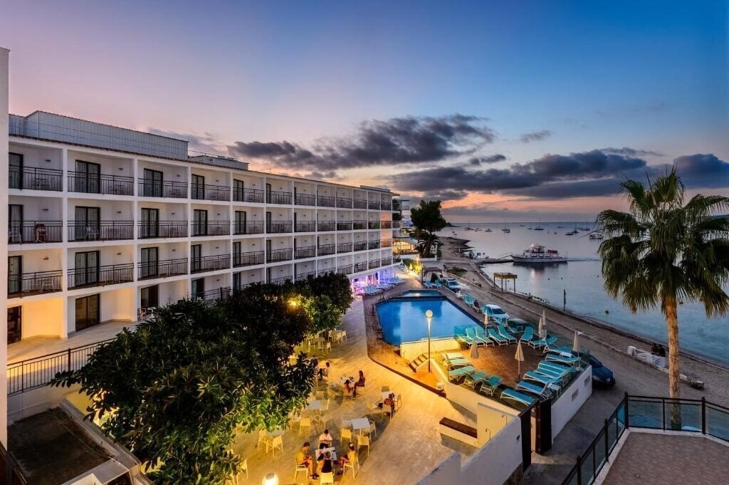 Imaginea Hotel Vibra San Remo (ex. Playasol San Remo) 3*