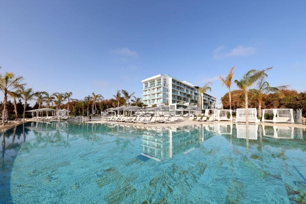 Отель Bless Hotel Ibiza 5*