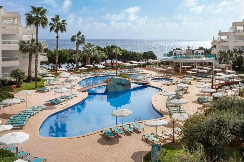Hotel Tropic Garden Aparthotel 4*