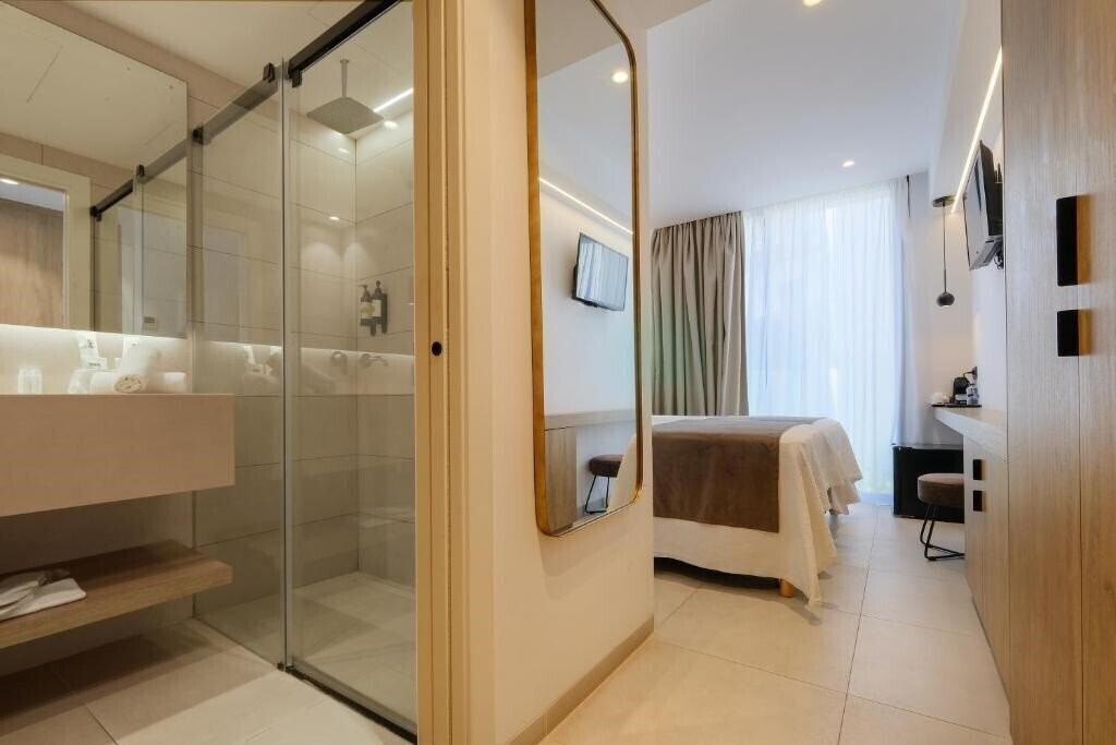 Fotografie M Hotel 4*