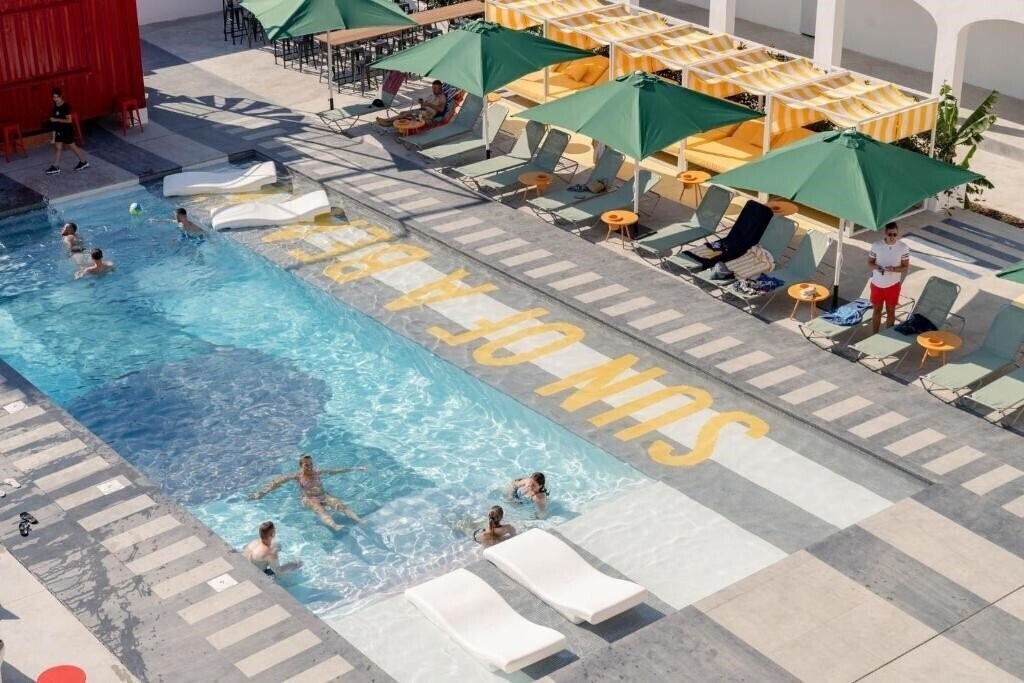 Отель Ryans Lolas 4*