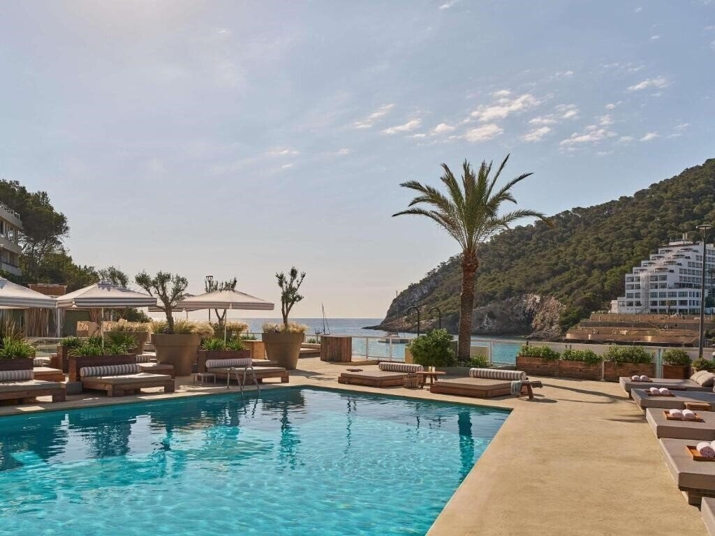 Отель Hyde Ibiza 4*