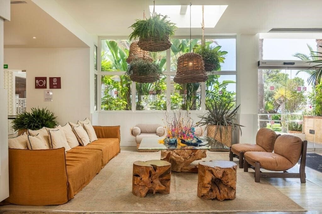 Imaginea Leonardo Royal Hotel & Suites Ibiza 4*