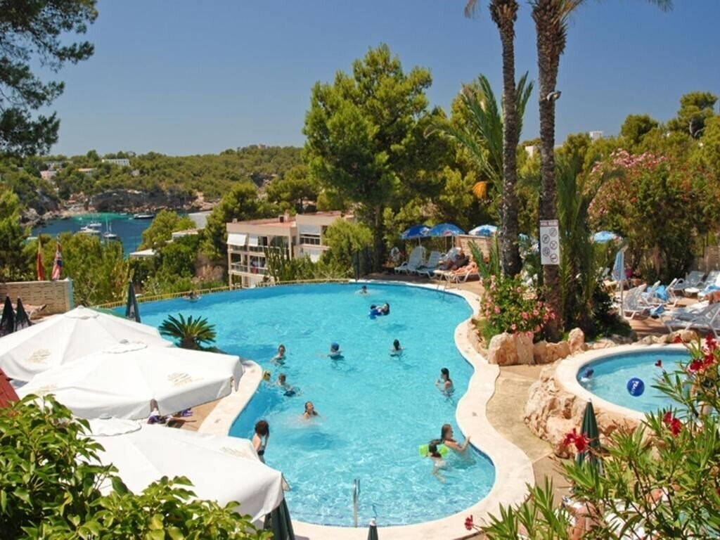 Imaginea Apartamentos Del Rey 2*