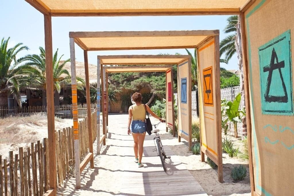 Imaginea Fiesta Hotel Playa D'en Bossa 3*
