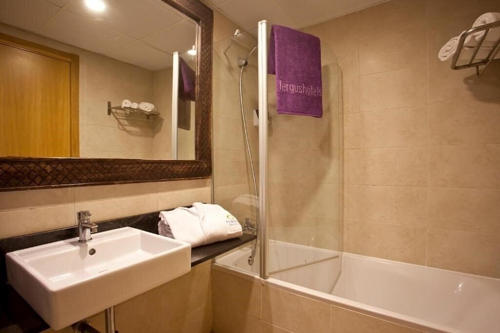 Hotel Fiesta Hotel Playa D'en Bossa 3*