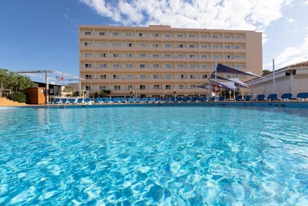 Imaginea Invisa Ereso Hotel 3*