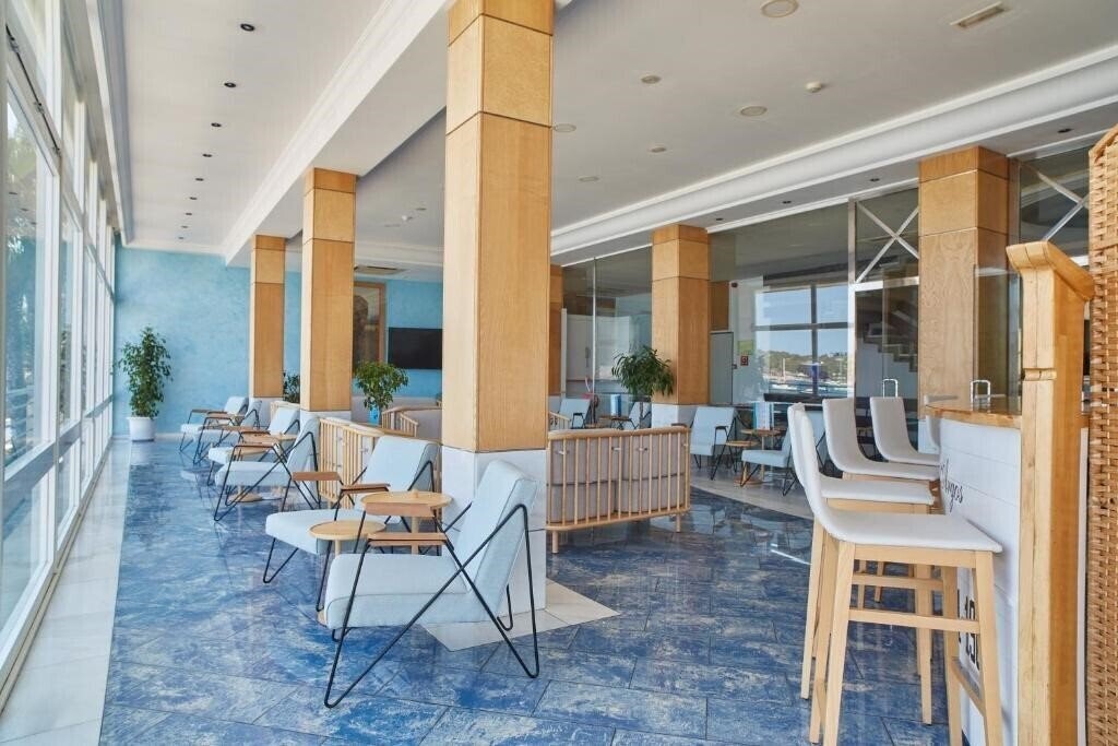 Imaginea Argos 4*