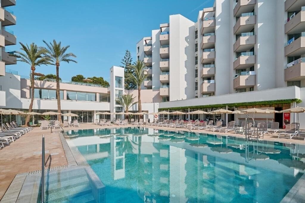 Отель Hipotels Bahia Grande 4*