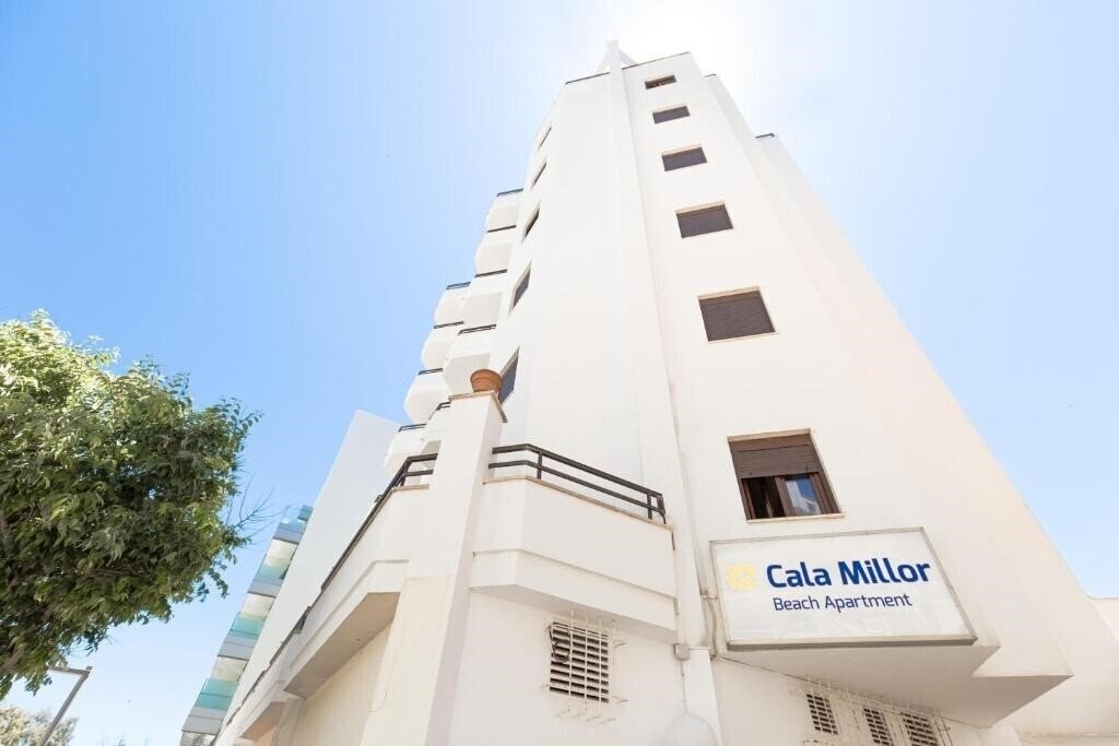 Hotel Apartments Midas 3*