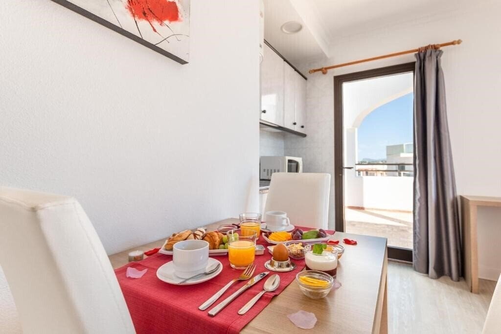 Imaginea Apartments Midas 3*