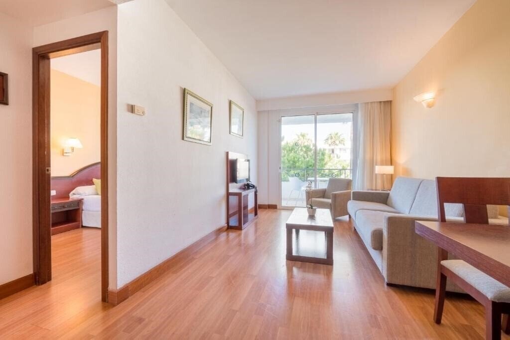 Фотография Tropicana Hotel 4*