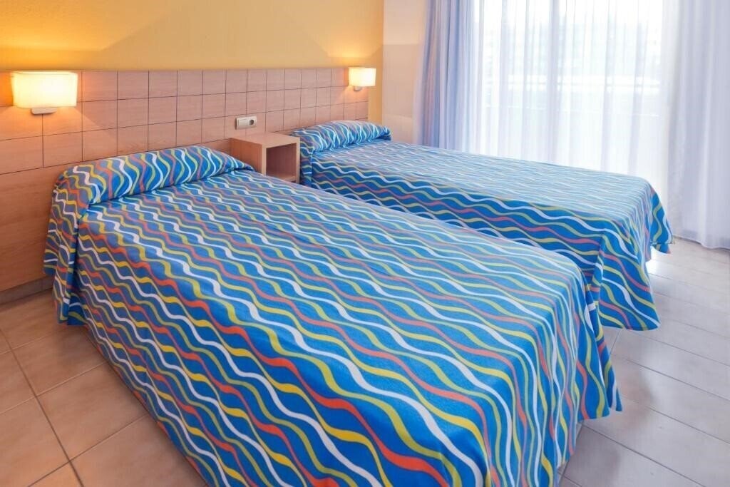 Фотография Voramar Cambrils 4*