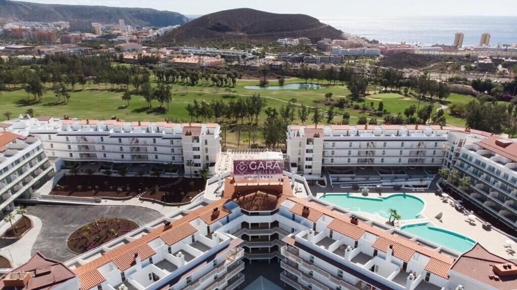 Отель Gara Suites Golf & SPA 4*