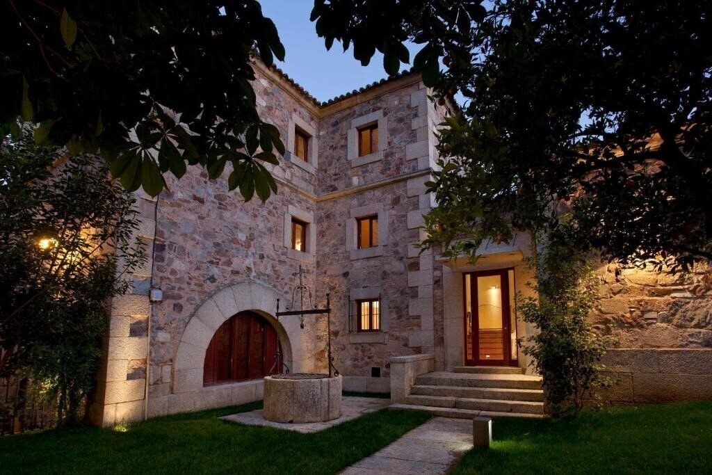 Hotel Parador De Caceres 4*