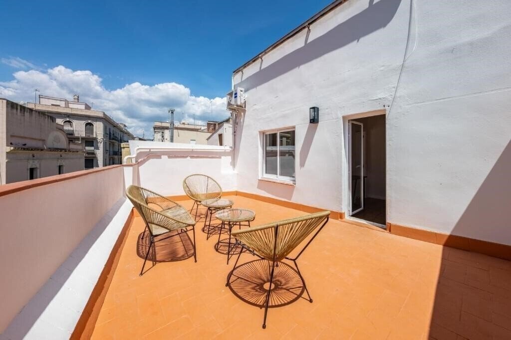 Imaginea Animapartments Sants 3*