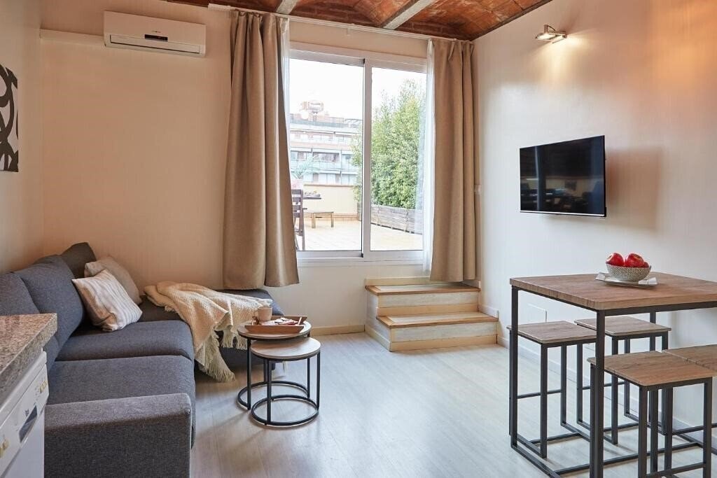 Отель Barcelona Apartments Sagrada Familia Flats 3*