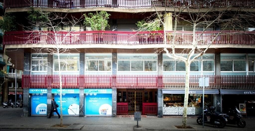 Imaginea Hostal Aslyp 114 Barcelona 2*