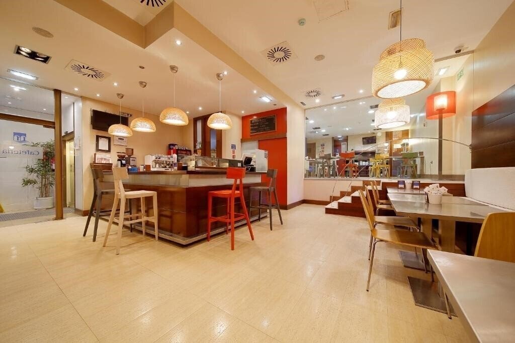 Fotografie Hotel Marques Gijon 3*