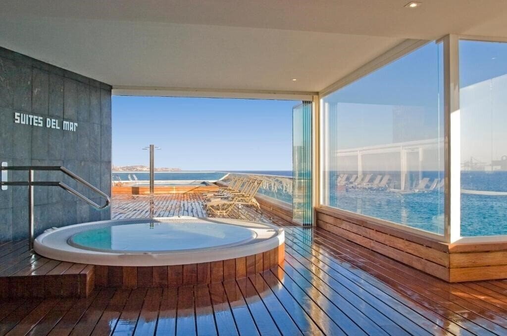 Отель Suites Del Mar 4*