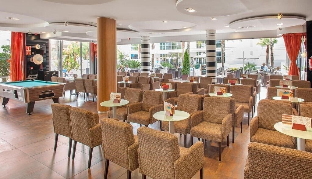 Fotografie Rh Royal 4*