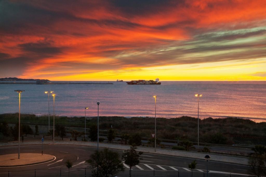 Imaginea B & B Alicante (Ex Holiday Inn Express) 3*