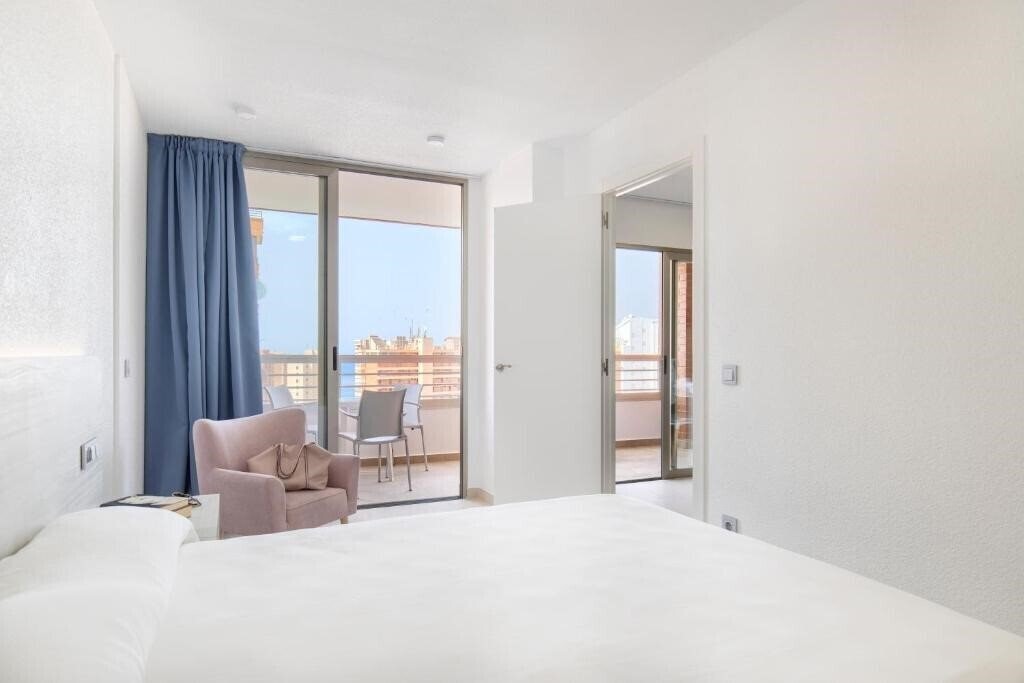 Hotel BCL Levante Lux Aparthotel 3*