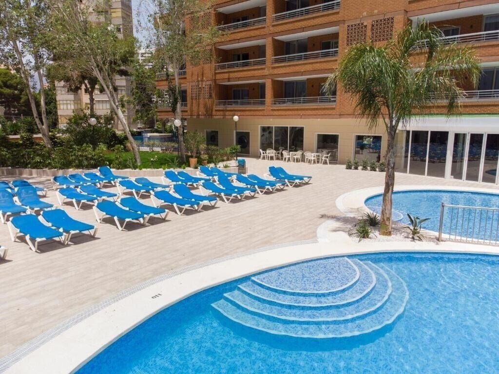 Imaginea BCL Levante Lux Aparthotel 3*