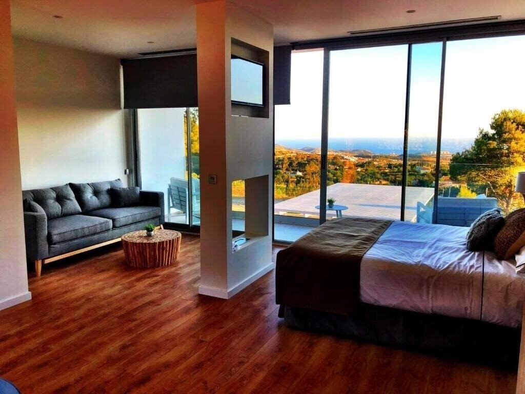 Fotografii Nature Suites Puig Campana 3*