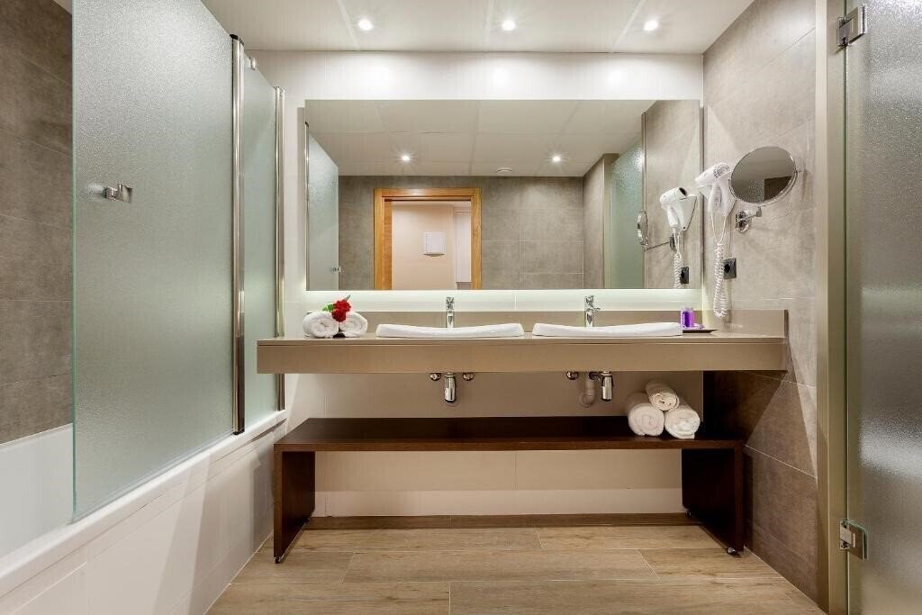 Imaginea Beverly Park & SPA 4*