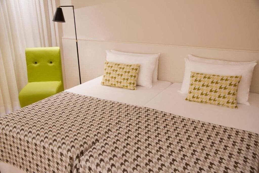 Фото Fergus Style Plaza Paris Spa 4*