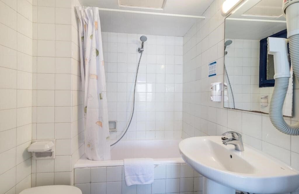 Fotografie Hotel & Diving Les Illes 2*